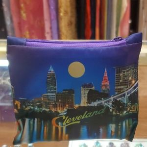 Cleveland Hand Bag .